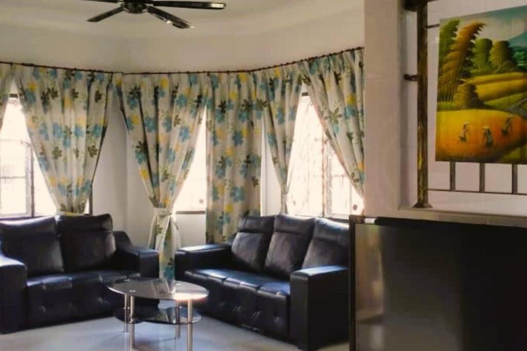 Luxury In Senawang Vila